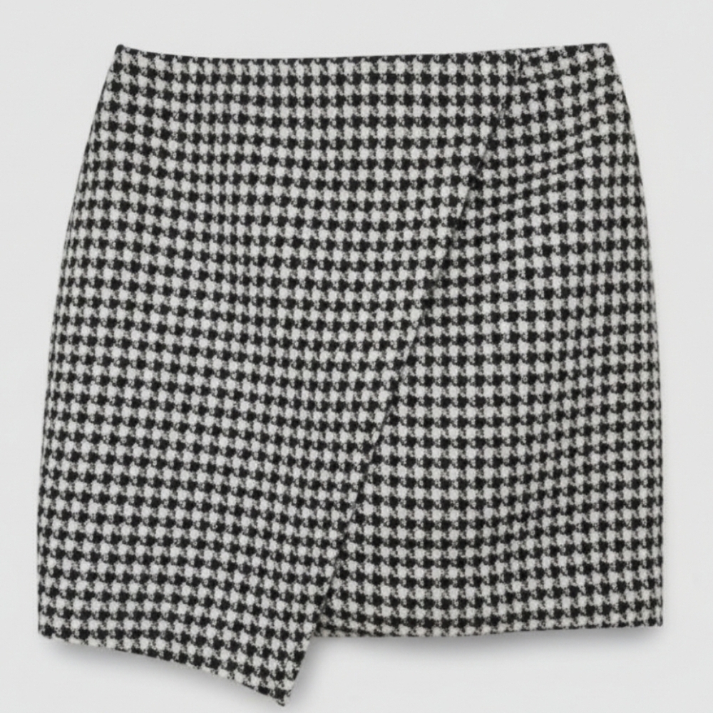 H&M Asymmetric Faux Wrap Houndstooth Mini Skirt Black & White Sz: 10